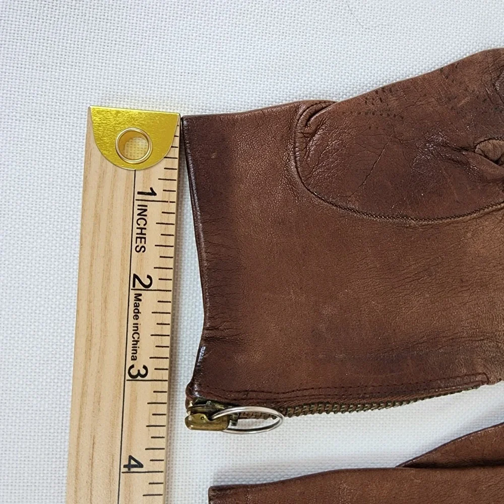 The Unbranded Brand vintage women